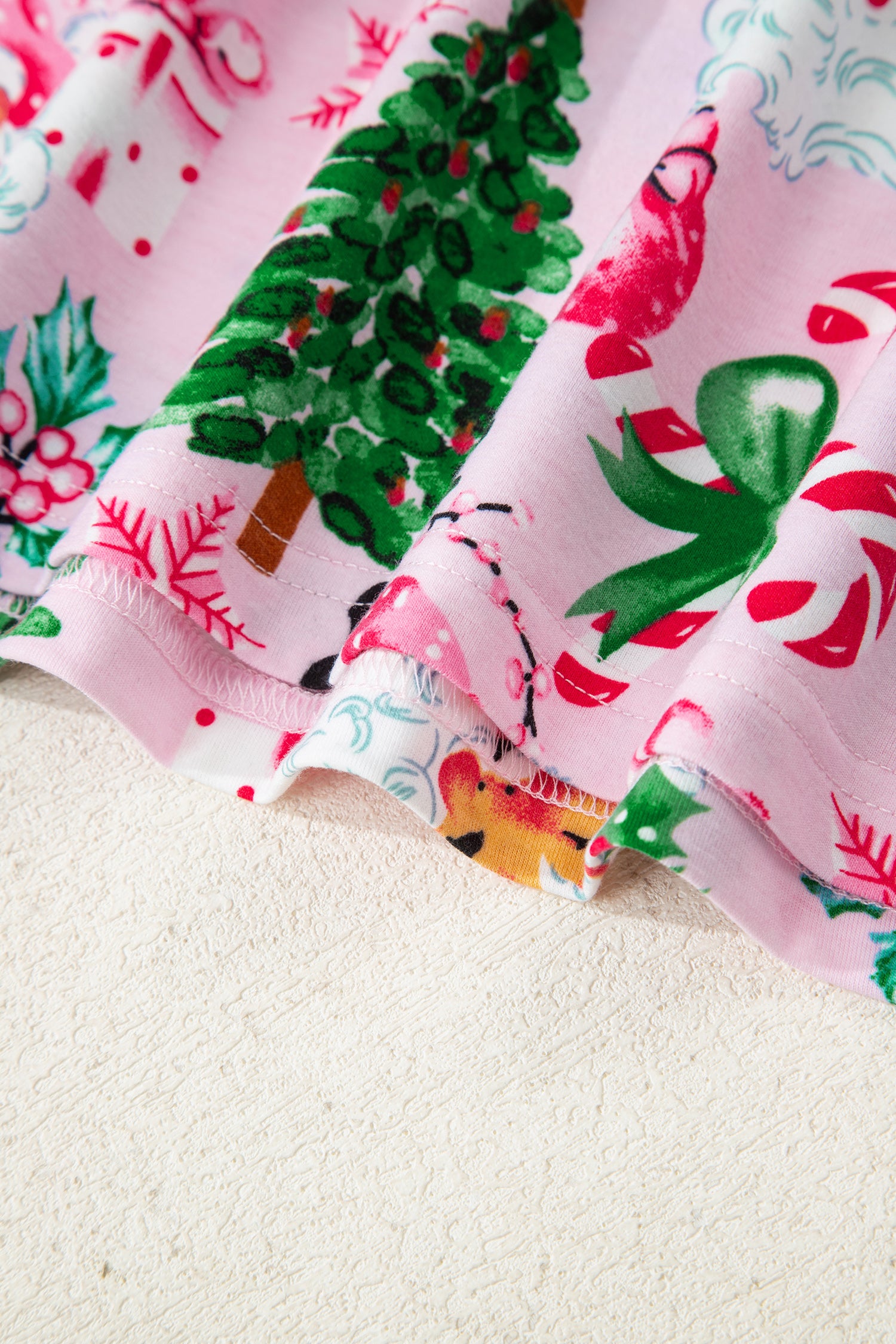 Pink Christmas Pattern Button V-Neck Pullover & Drawstring Pants Lounge Set – 2 Piece