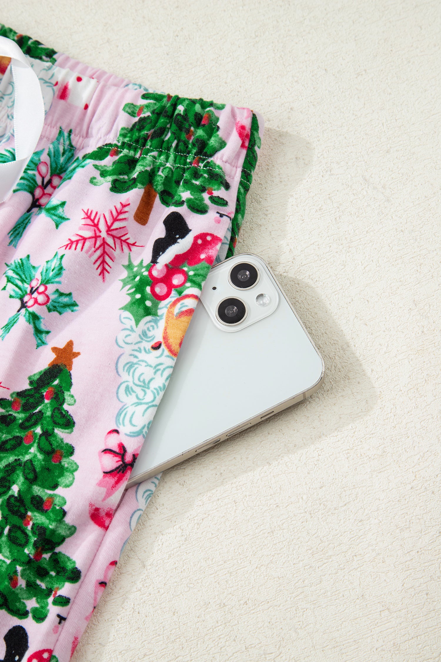 Pink Christmas Pattern Button V-Neck Pullover & Drawstring Pants Lounge Set – 2 Piece